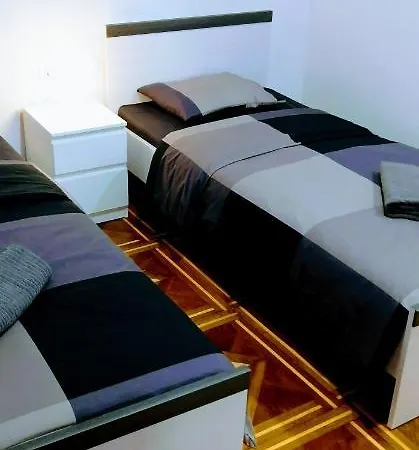 Apartment Zpula Center