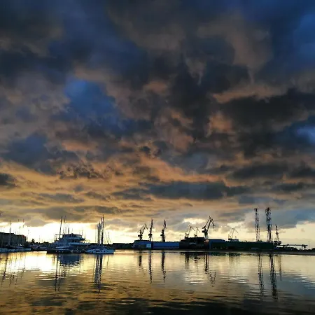 Zpula Center Lägenhet